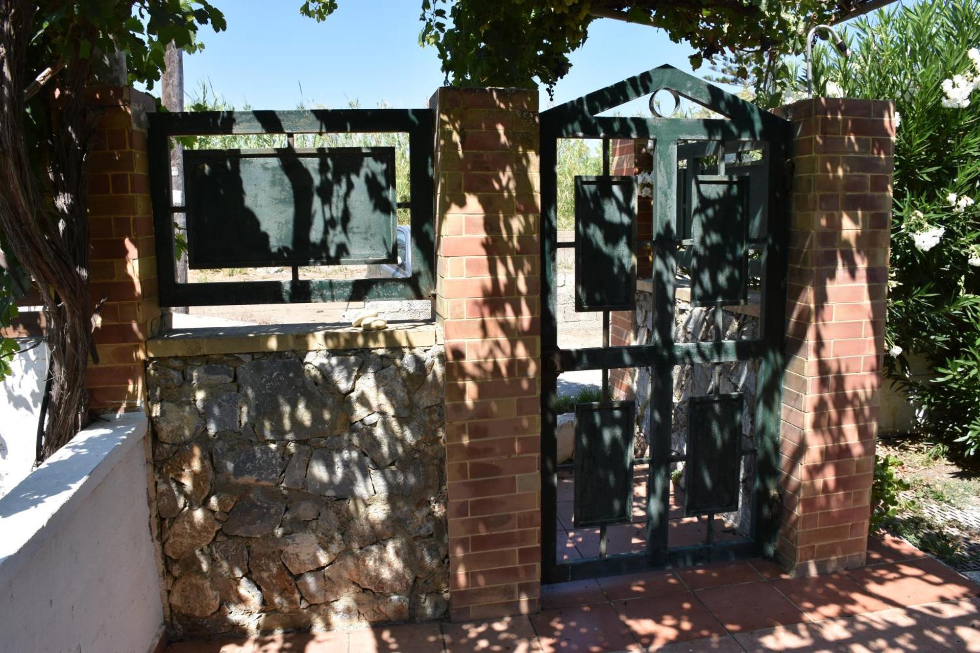 Villa Gerani Gerani  Extérieur photo